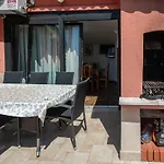 House Mitic Apartmán *