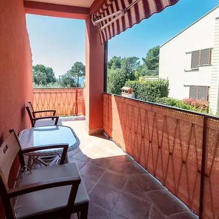 Апартаменты House Mitic Ровинь
