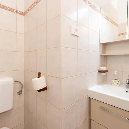 House Mitic Апартаменты
