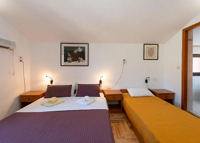 Διαμέρισμα House Mitic Ρόβινι