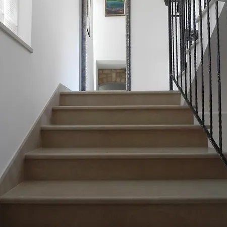 House Mitic Apartman