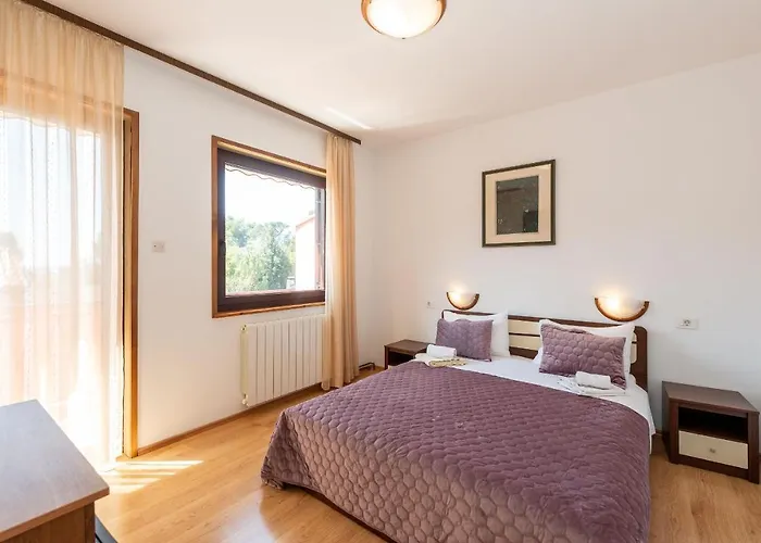 House Mitic Lägenhet