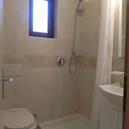 Apartment House Mitic
