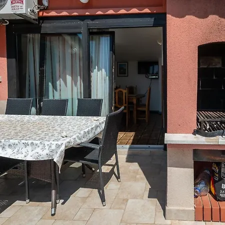 House Mitic Apartment *